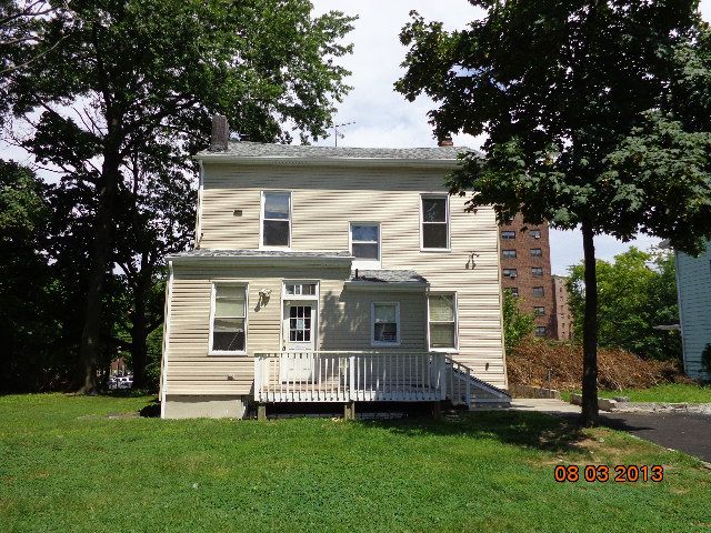 212 S 9th Avenue, Mount Vernon, NY 10550