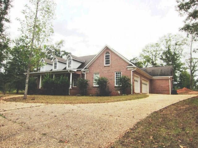 710 Wild Turkey Dr, Pine Mountain, GA 31822