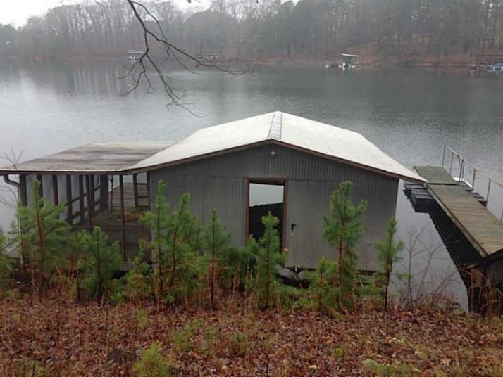 6052 W River Road, Flowery Branch, GA 30542