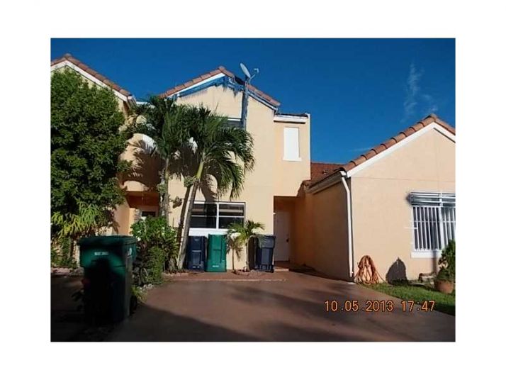 1121 NW 126 AV # 1121, Miami, FL 33182