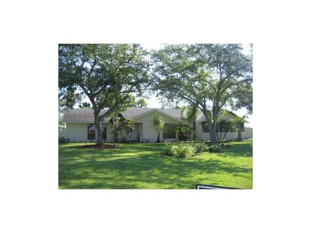 15121 SW 164 TE, Miami, FL 33187