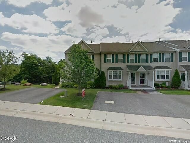 Linda, Aston, PA 19014