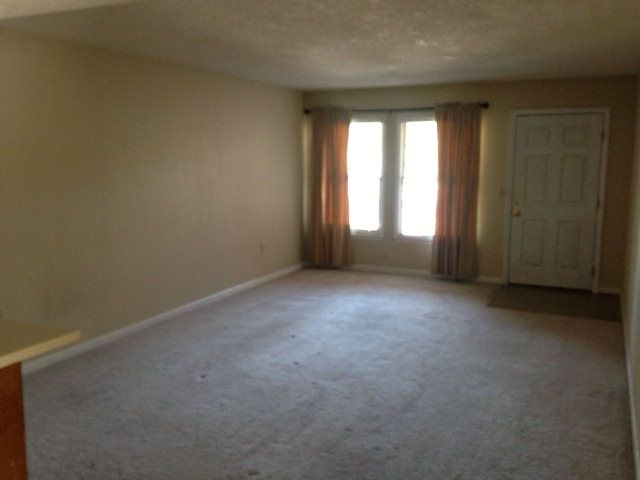 427 Harper Ave G-14, Auburn, AL 36830