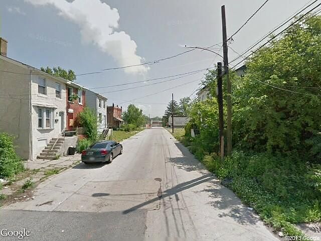 E 10Th St, Chester, PA 19013