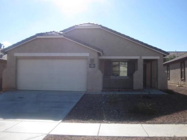 35 W Calle Priscal, Sahuarita, AZ 85629