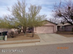 8881 E Rose Tree St, Tucson, AZ 85730