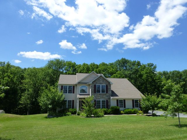 7 BRAD DR, Bernville, PA 19506