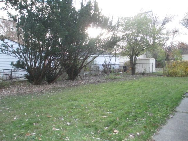 21844 Sussex St, Oak Park, MI 48237