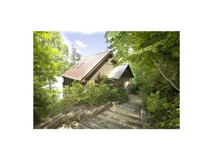 444 Brown's Cove Road, Blue Ridge, GA 30513