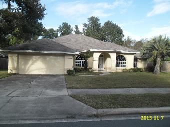 352 Remington Dr, Oviedo, FL 32765