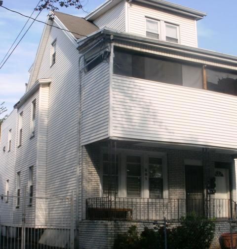 281 S 10th St, Newark, NJ 07103