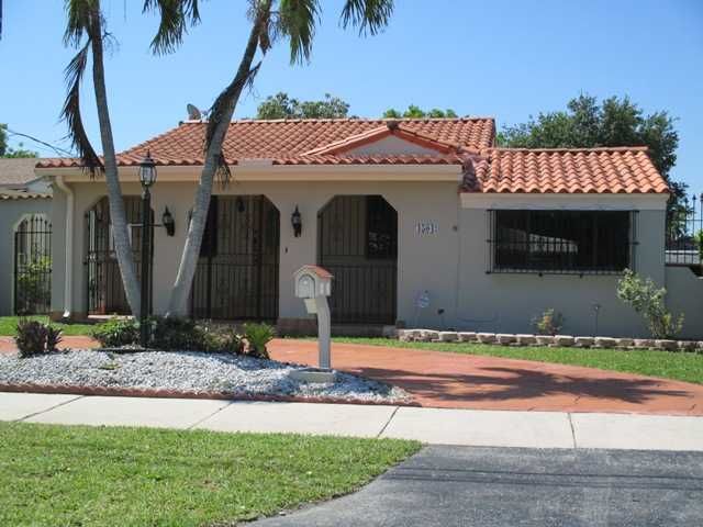 4504 SW 1 ST, Miami, FL 33134