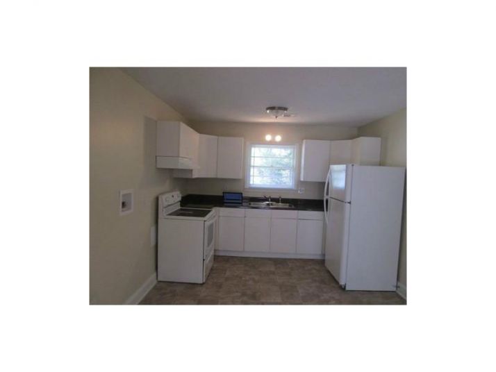 104 Golden Hills Drive, Woodstock, GA 30189