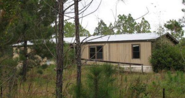 112 Sunshine Dr, Palatka, FL 32177