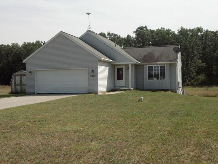 23849 Ashley Ct, Pierson, MI 49339