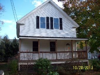 16 Pearl St, Rochester, NH 03868