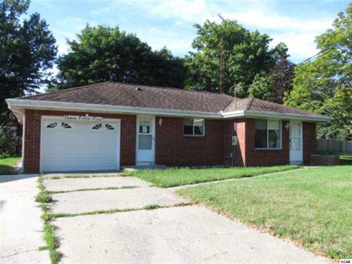 355 Wilcox St, Hudson, MI 49247