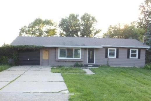 6089 Hartel Dr, Potterville, MI 48876