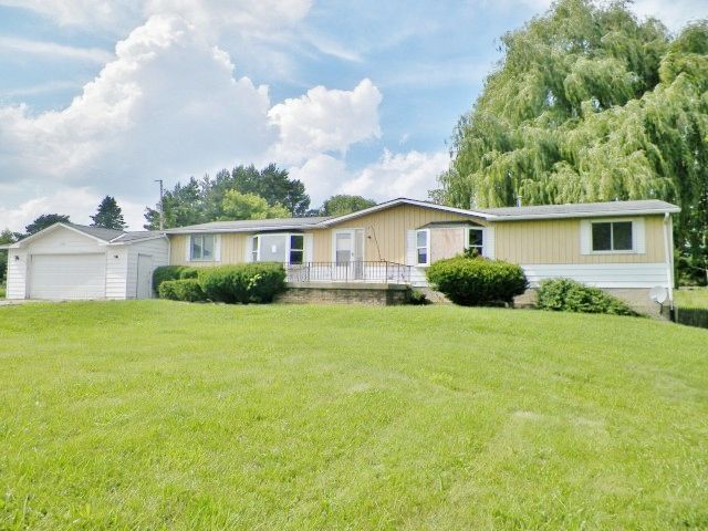 14114 Melody Ln Rd, Otter Lake, MI 48464