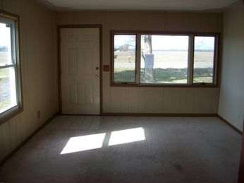 2851 W W Avenue, Schoolcraft, MI 49087