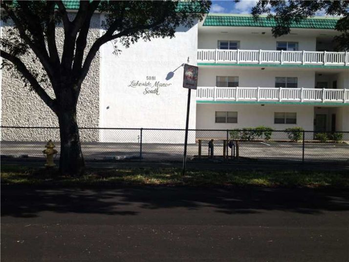 5881 NW 16TH PL # 325, Fort Lauderdale, FL 33313