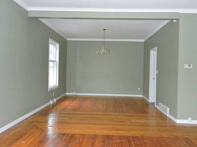 604 S Ferry St, Grand Haven, MI 49417