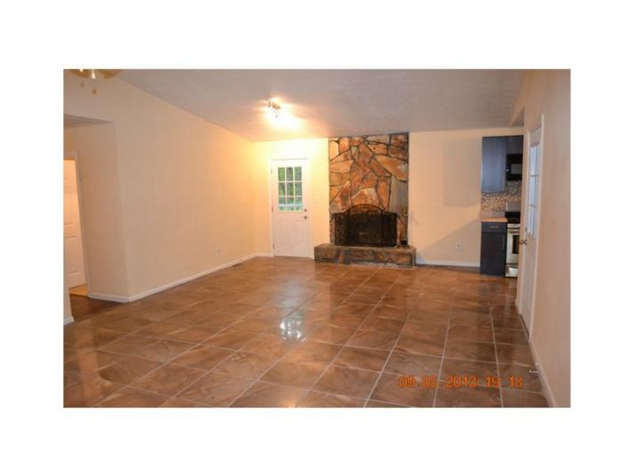 5960 Hilltop Drive, Douglasville, GA 30135