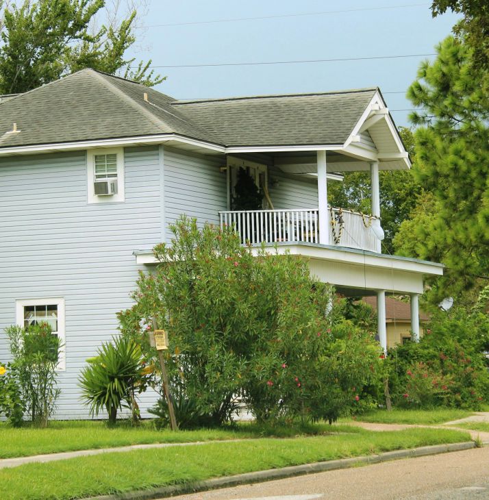312 South 2nd Street, La Porte, TX 77571