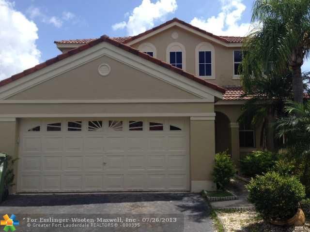 949 FALLING WATER RD, Fort Lauderdale, FL 33326