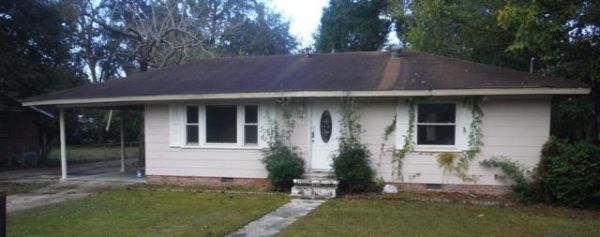 302 Smith Street, Petal, MS 39465