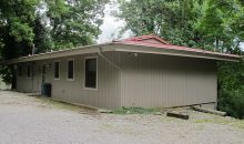 24 CLIFFORD DR Eddyville, KY 42038