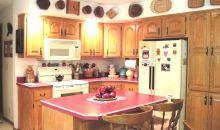 2763 FRIENDSHIP Eddyville, KY 42038