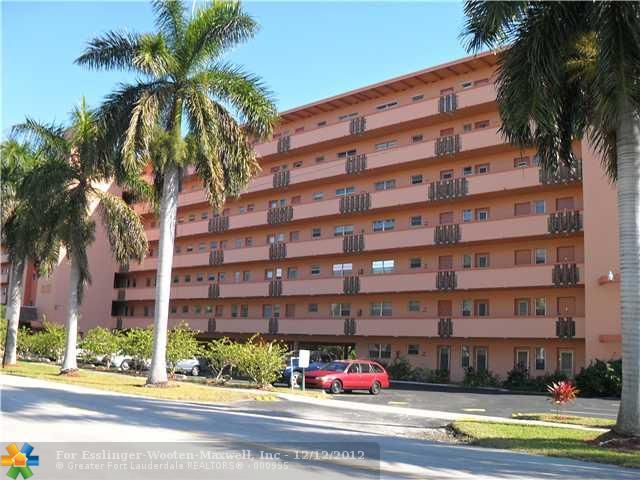 1000 NE 14th Ave # 212, Hallandale, FL 33009