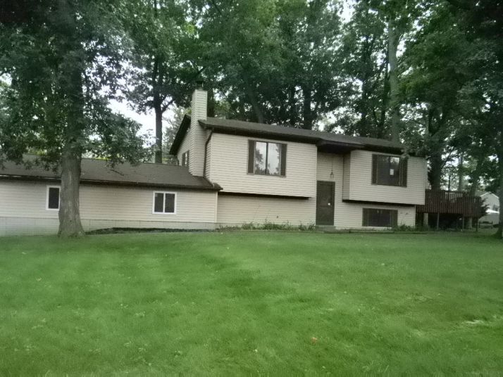 1878 Oldtown Ave, West Bloomfield, MI 48324