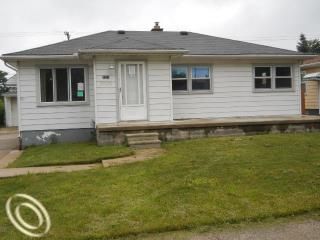 17142 Reno St, Riverview, MI 48193