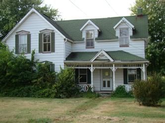 143 Reed St, Sheffield, IL 61361