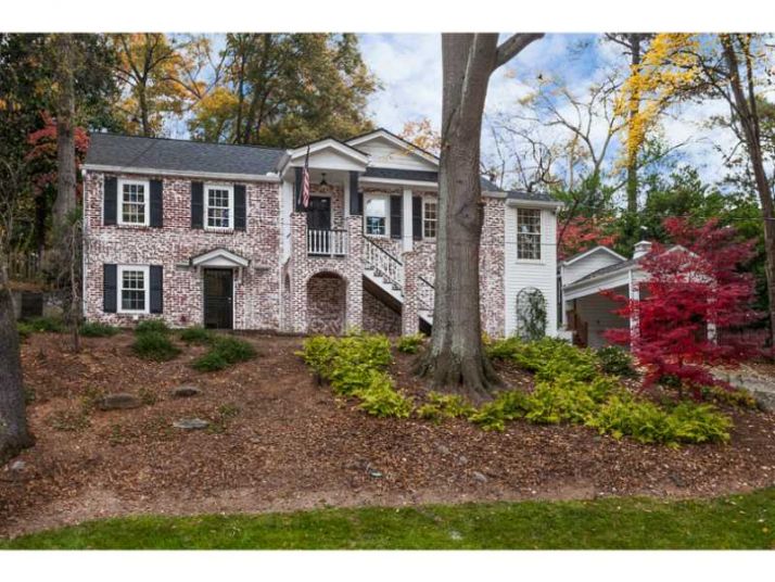 697 Forrest Trail Nw, Atlanta, GA 30318