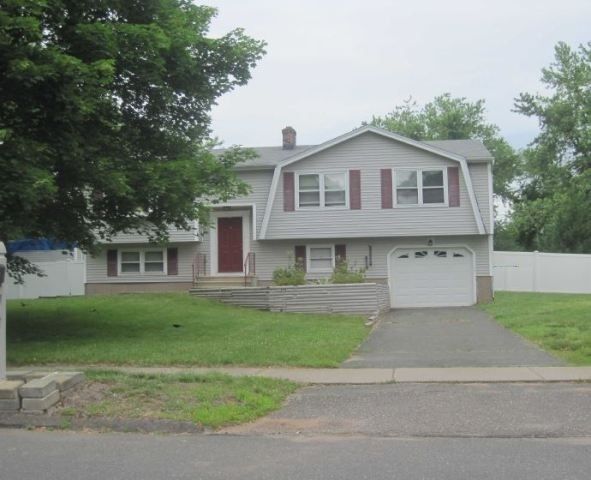 15 Courtney Ct, Glastonbury, CT 06033