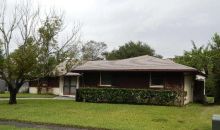 432 Arrowhead Court Oldsmar, FL 34677