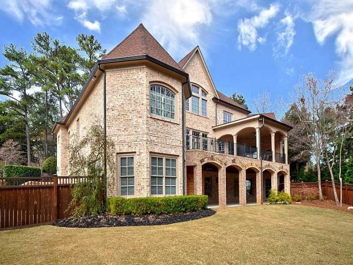 6285 Aberdeen Drive, Atlanta, GA 30328