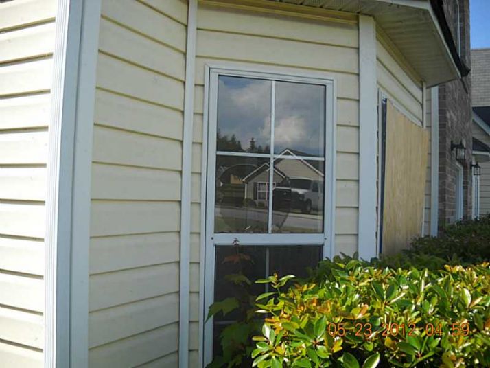 3966 English Valley Drive, Ellenwood, GA 30294