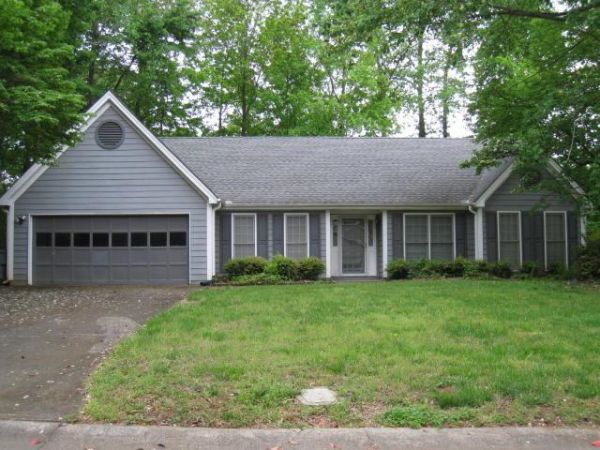 9814 Manbey Ct, Charlotte, NC 28269