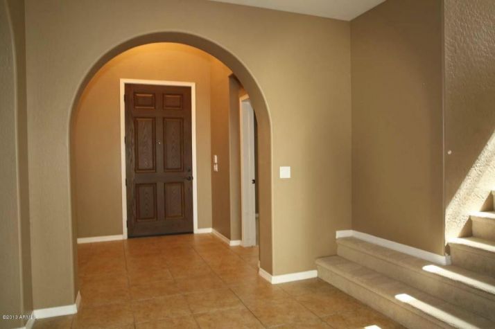 3971 E CREST Lane, Phoenix, AZ 85050