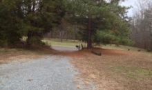 4737 Three Chopt Rd Hadensville, VA 23067