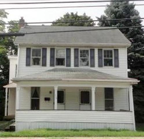 Main, Mountville, PA 17554