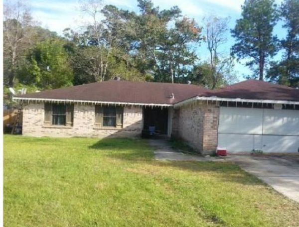 208 W Queen Dr, Slidell, LA 70458