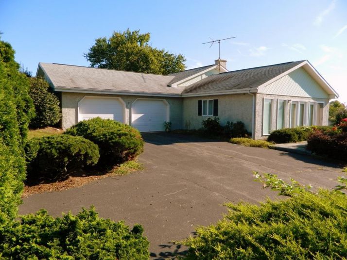 2 SOLAR DRIVE, New Providence, PA 17560