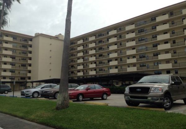 500 Palm Springs Blvd 304, Satellite Beach, FL 32937