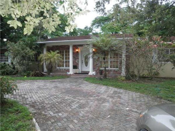 7425 116 Street, Miami, FL 33156