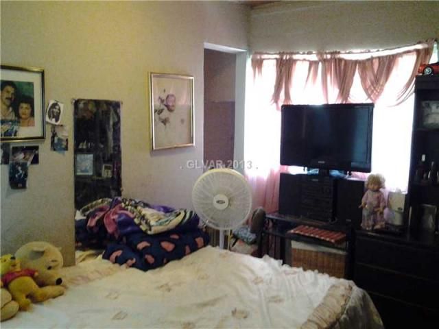 1608 Evans Avenue, North Las Vegas, NV 89030